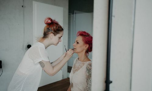Gelenk,Schulter,Geste,Interaktion,Flash-Fotografie,Modedesign,Happy,Brillen,Makeover,Event,