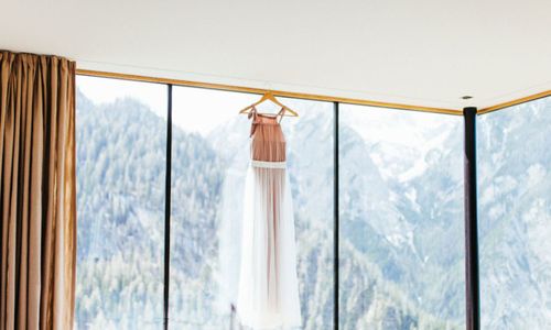 JuliaEileen_DoloElopement-13-w1100-h1100 JuliaEileen_DoloElopement-13-w1100-h1100