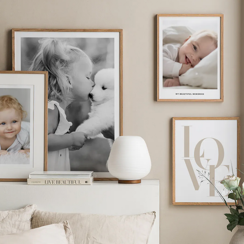 Bilderrahmen,Fotografie,Weiß,Kunst,Innenarchitektur,Pflanze,Wand,Couch,Zimmer,Kleinkind,