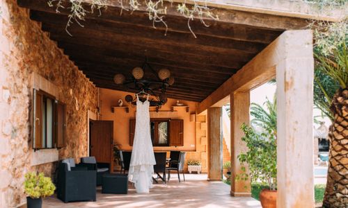 Finca Elopement im blühenden Mallorca