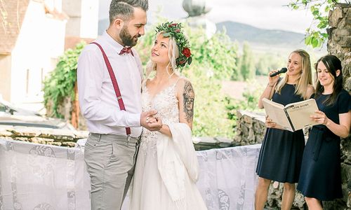 Romantische Boho-Hochzeit am historischen Platz