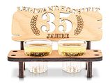 DARO Design - Schnapsbank 35. Hochzeitstag Leinwandhochzeit Geschenk Deko für Paare Männer Frauen aus Holz mit Gläsern und Kerzen