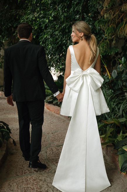 First Look Palmenhaus Mirabell Salzburg Hochzeitskleid,Schulter,Braut,Kleid,Brautkleider,Menschen in der Natur,Pflanze,Brautschleier,Brautpartykleid,Kleid,