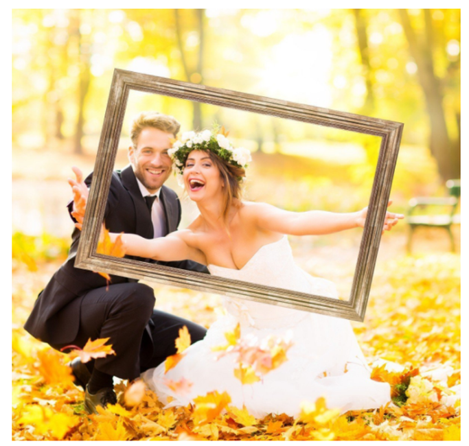 Lächeln,Hochzeitskleid,Braut,Menschen in der Natur,Blitzlichtfotografie,Orange,Glücklich,Brautkleidung,Bilderrahmen,Geste,