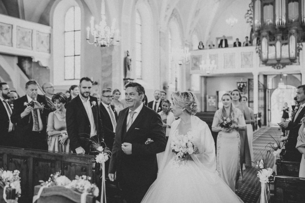 Hochzeitskleid,Foto,Gesichtsausdruck,Braut,Weiß,Kleid,Brautkleidung,Mantel,Tempel,Stehend,