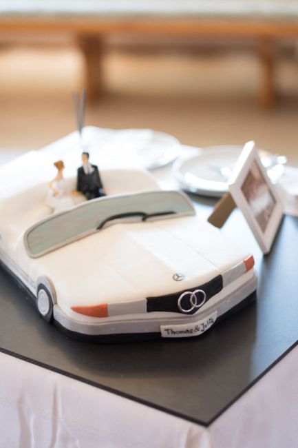 Landfahrzeug,Fahrzeug,Auto,Automobilbeleuchtung,Motorhaube,Spielzeug,Kraftfahrzeug,Automobildesign,Rad,Stoßstange,