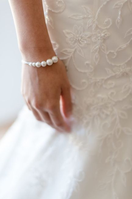Hand,Arm,Hochzeitskleid,Kleid,Ärmel,Taille,Brautkleid,Geste,Braut,Verzierung,