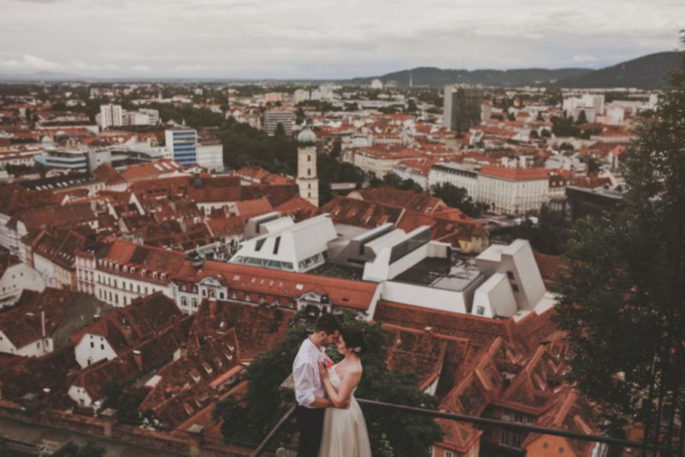 Himmel, Gebäude, Wolke, Architektur, Haus, Fenster, Stadtgestaltung, Stadtbild, Landschaft, Wahrzeichen,