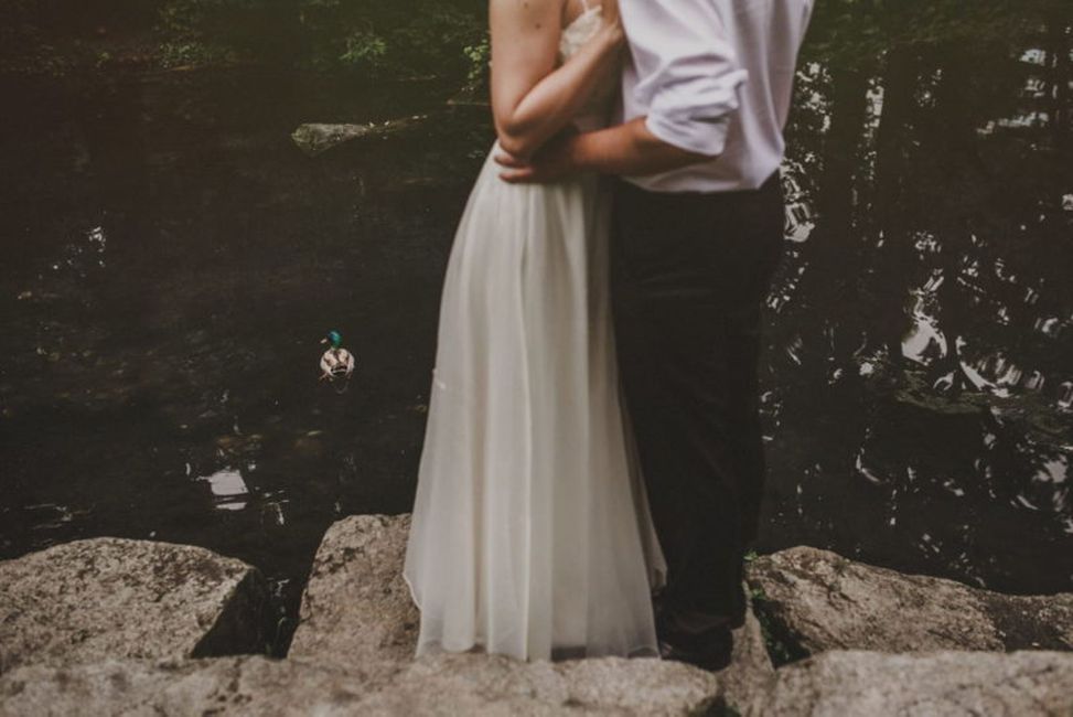 Haare,Arm,Menschen in der Natur,Hochzeitskleid,Brautkleidung,Kleid,Menschlicher Körper,Brautpartykleid,Blitzlichtfotografie,Braut,