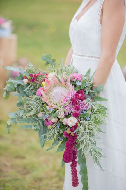 Kleidung,Blume,Pflanze,Hochzeitskleid,Braut,Blütenblatt,Kleid,Rosa,Blumenarrangement,Blumenstrauß,