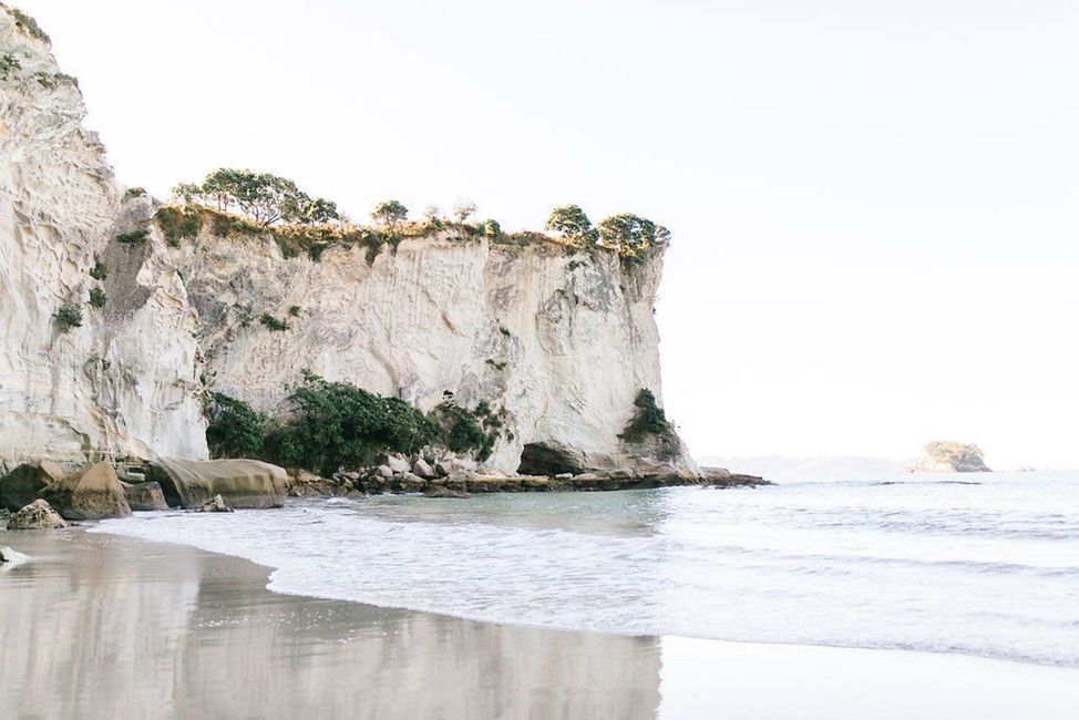 Wasser,Himmel,Naturlandschaft,Felsen,Küsten- und Meereslandschaften,Wasserlauf,Gelände,Formation,Windwelle,Landschaft,