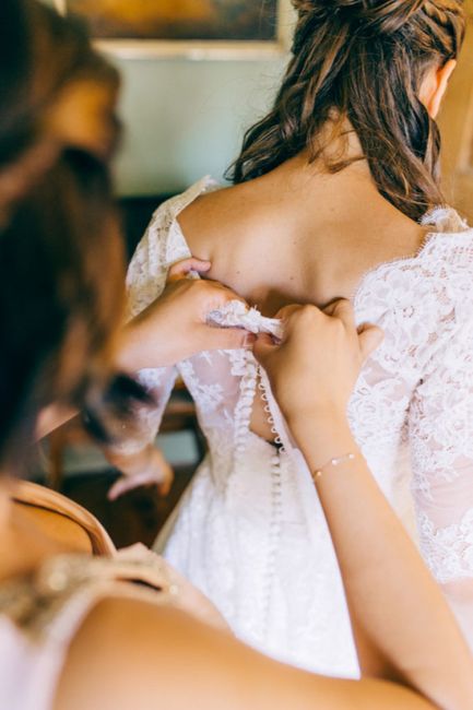 Haar, Gelenk, Schulter, menschlicher Körper, Hals, Kleid, Oberschenkel, Taille, Hochzeitskleid, Wimper,