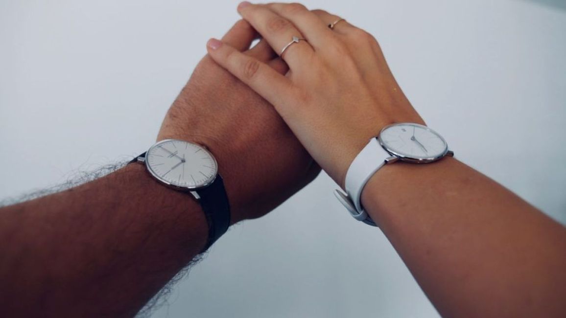 Uhr, Hand, Arm, Analoguhr, Finger, Geste, Uhr, Handgelenk, Materialeigenschaften, Ellenbogen,