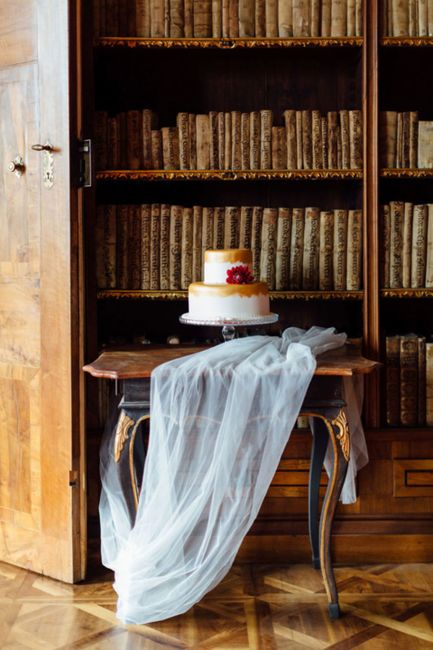 Bücherregal,Möbel,Regal,Tisch,Buch,Holz,Regal,Stuhl,Publikation,Innenarchitektur,