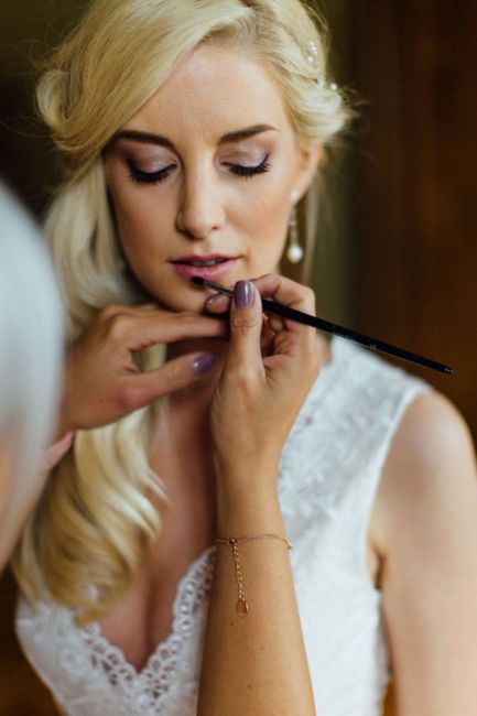 Haut, Lippen, Hand, Augenbraue, Schulter, Lippenstift, Eyeliner, Auge, Wimper, Schönheitssalon,