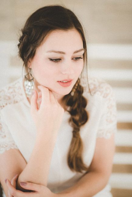 Gesicht, Gelenk, Haut, Lippe, Kinn, Augenbraue, Schulter, Arm, Auge, Hochzeitskleid,