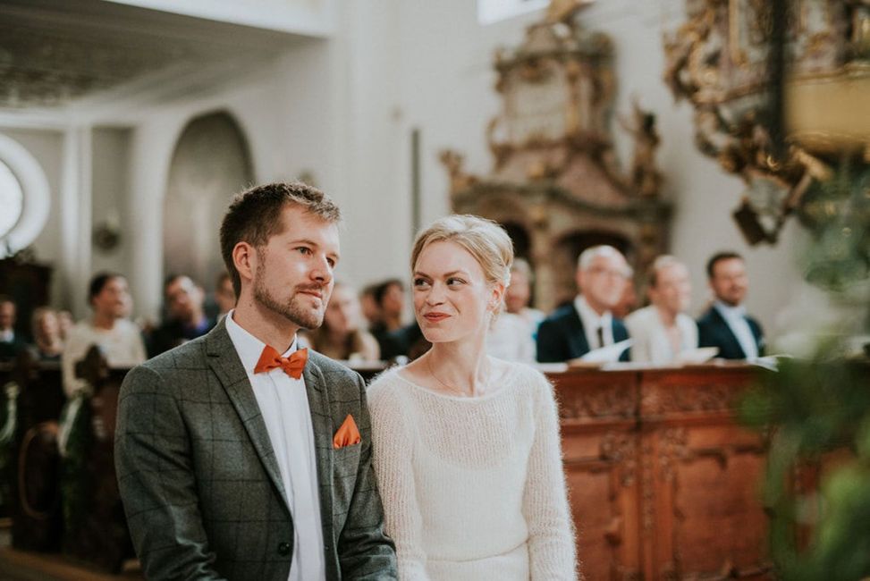 Gesichtsausdruck,Mensch,Kleid,Mode,Krawatte,Glücklich,Brautkleidung,Geste,Interaktion,Gemeinschaft,