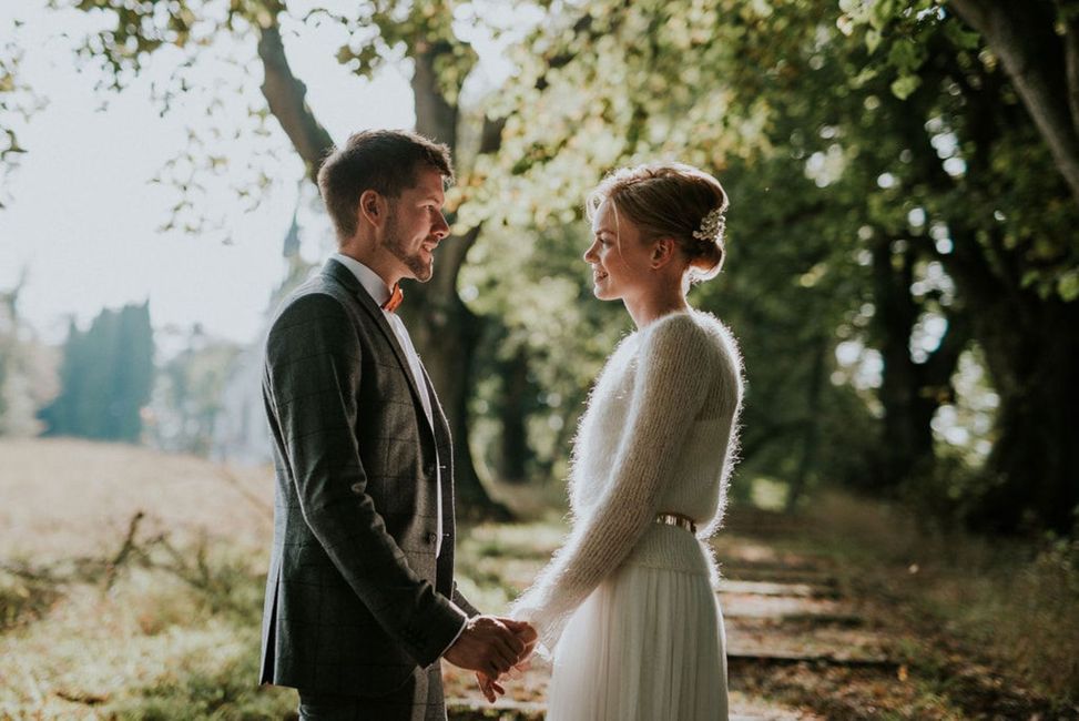 Hand, Hochzeitskleid, Pflanze, Kleid, Menschen in der Natur, Braut, Blitzlichtfotografie, Glücklich, Baum, Krawatte,