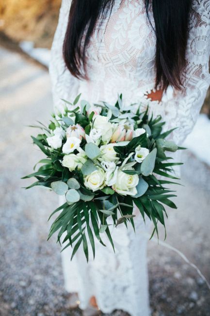 Blume,Pflanze,Blütenblatt,Kleid,Blatt,Ast,Zweig,Gelb,Blumenarrangement,Hochzeitskleid,