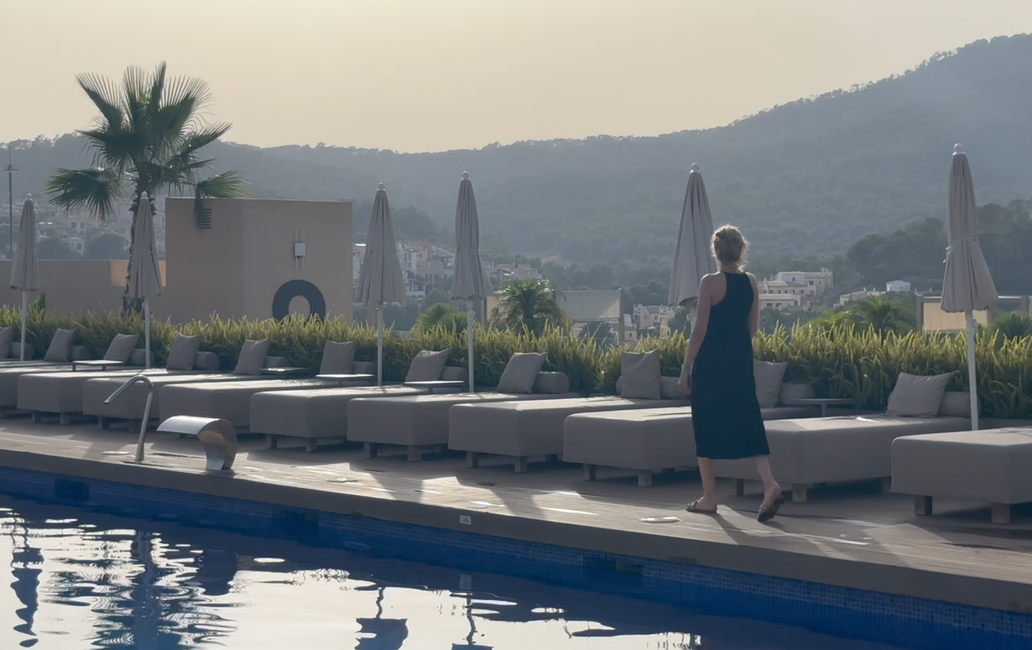 Pool Walk Andratx Himmel, Wasser, Pflanzen, Bäume, Gebäude, Freizeit, Reisen, Städtebau, Flächen, Berge,