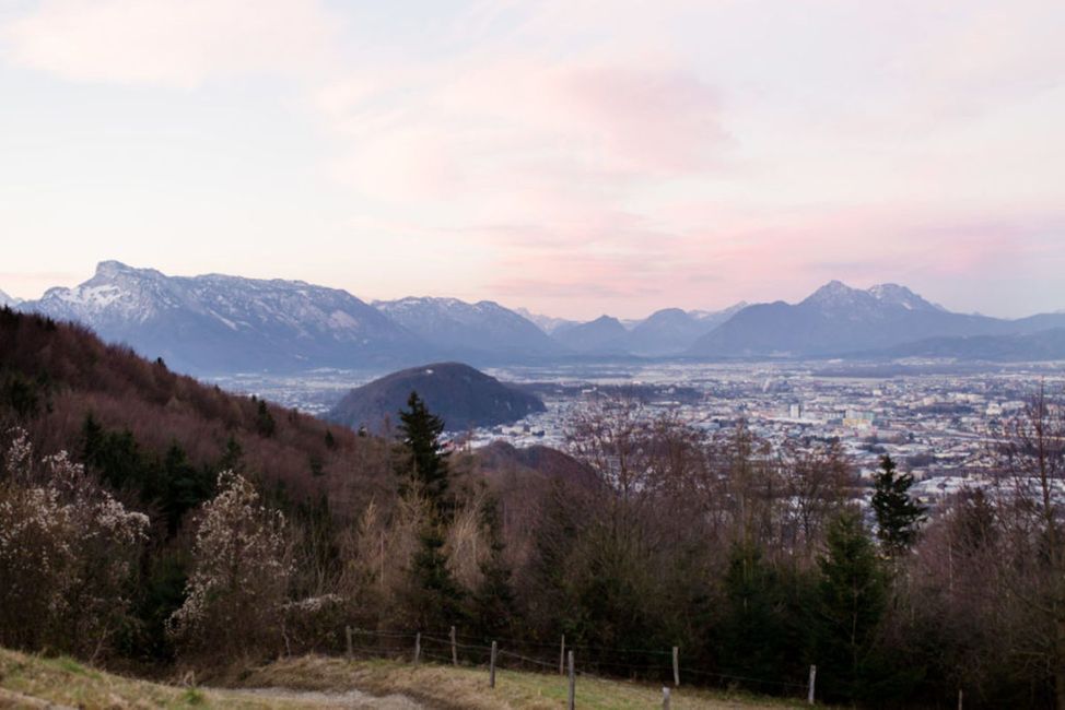 Wolke,Himmel,Pflanze,Berg,Ökoregion,Naturlandschaft,Schnee,Baum,Hochland,Atmosphärisches Phänomen,