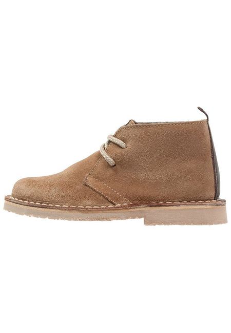 Festliche Kindermode (XTI Schnürschuhe)